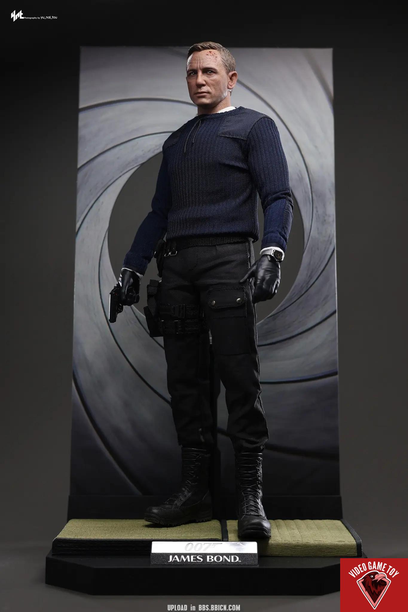 Hottoys – No Time To Die James Bond (Commando Outfit) 1/6th scale